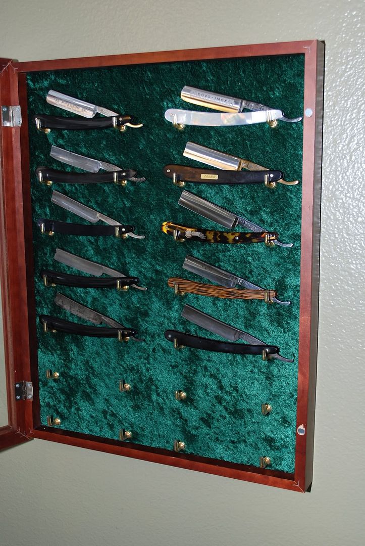 Razor Display Case
